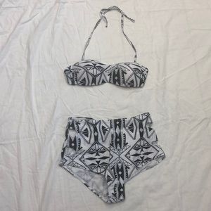 CUPSHE HIGH WAISTED TWO PIECE